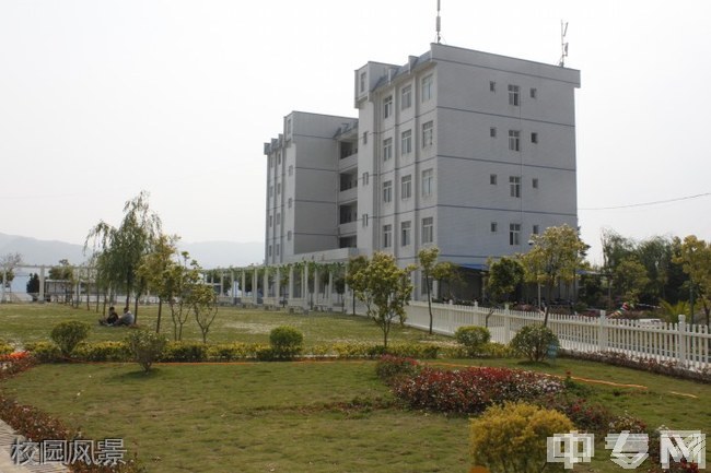 兴仁县民族职业技术学校校园风景