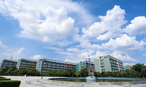 西安培华学院附属职业中等专业学校（长安校区）学生公寓