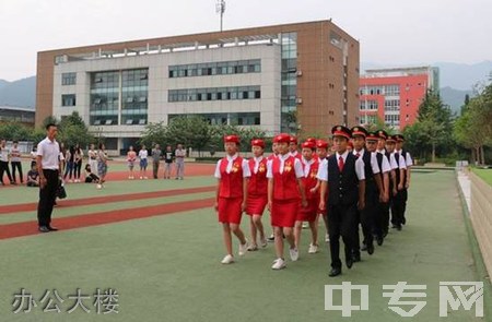 宁强县职业高级中学办公大楼