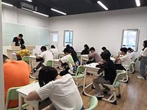 成都新学高考培训学校入学测评(1)