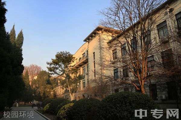 北京科技大学继续教育学院校园环境