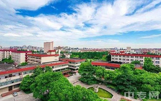 上海财经大学全景