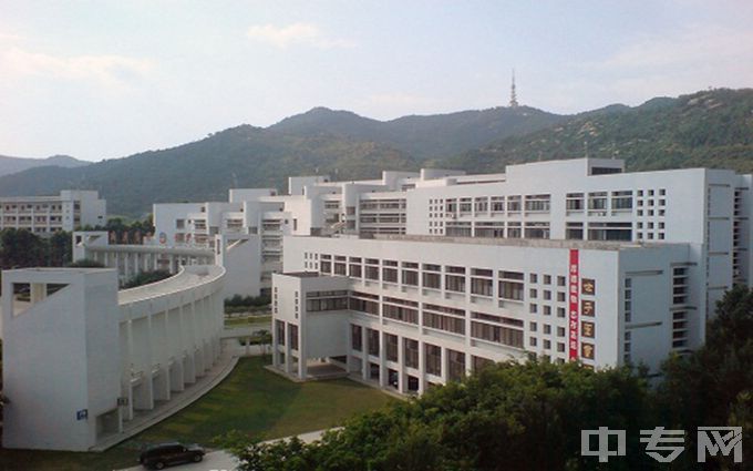 揭阳职业技术学院图书大楼
