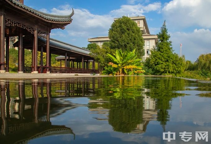 镇江技师学院学校风景