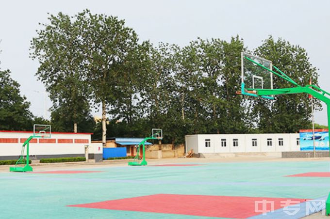 河北航空管理中等专业学校篮球场