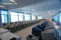 三台县乐安职业高级中学-计算机实作室