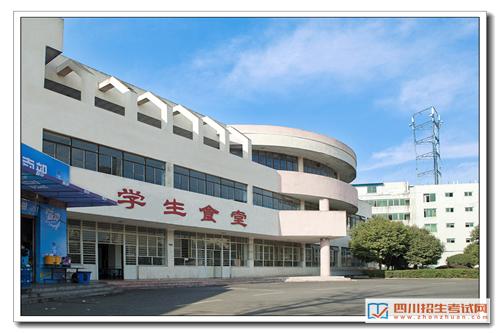 四川交通运输职业学校（四川交通技师学院）-校园一角