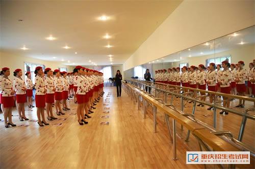 重庆航空职业学院(重庆海联职业学院)形体实训室