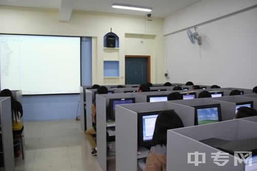贵州省物资学校-物流实训室2