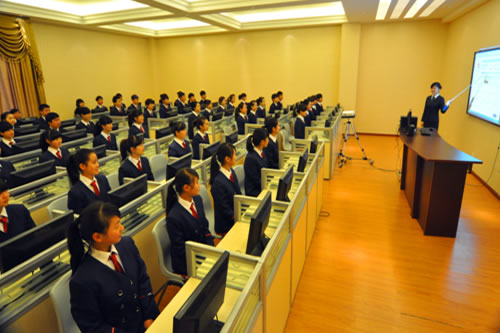 贵州省旅游学校-旅游管理软件实训室
