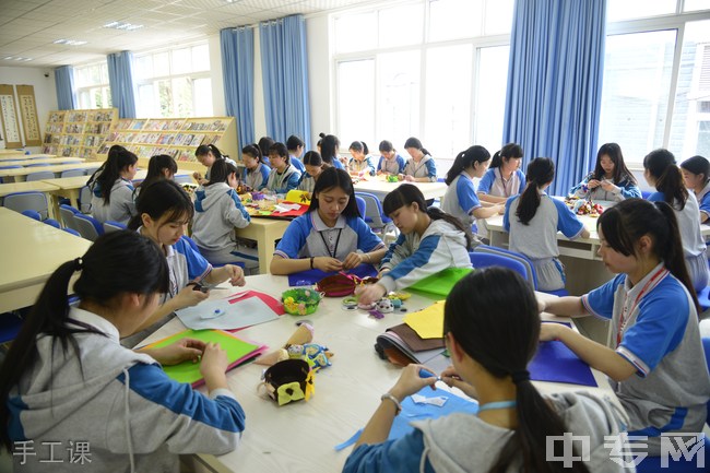 泸县建筑职业中专学校(泸县建校)手工课