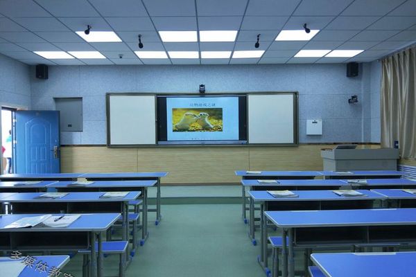 杨陵区职业技术教育中心多媒体教室
