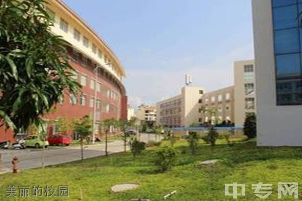 德宏州技工学校-美丽的校园1