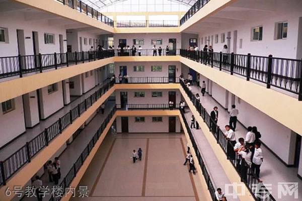 陕西电子信息职业技术学院[专科]-6号教学楼内景