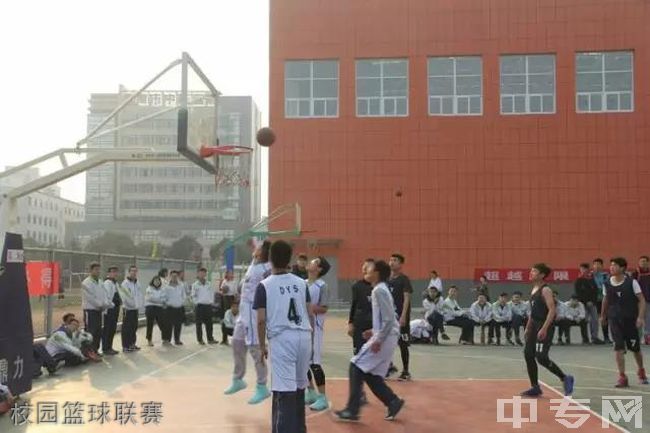 渭南市杜桥中学校园篮球联赛