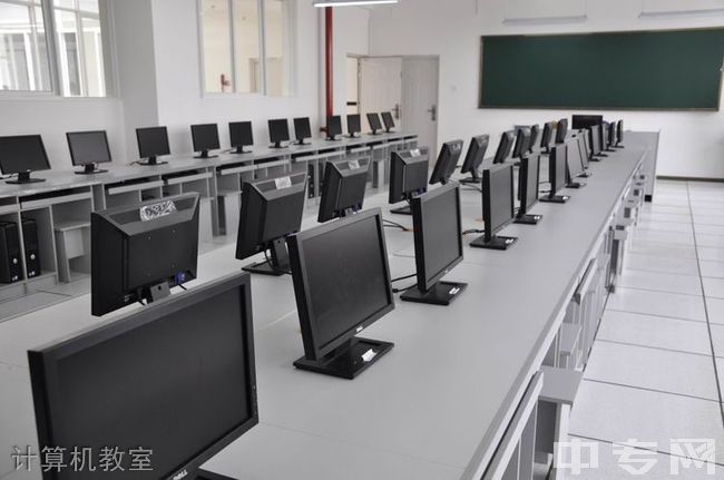 大理市下关第三中学[普高]-计算机教室