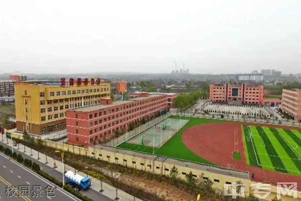 河曲县职业教育中心校园景色