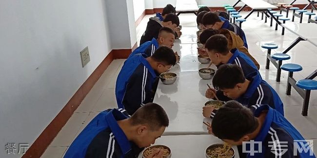 汾西县职业教育中心餐厅