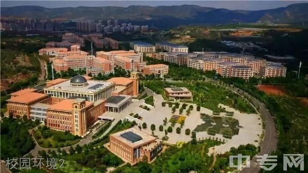 云南大学继续教育学院-校园风采3
