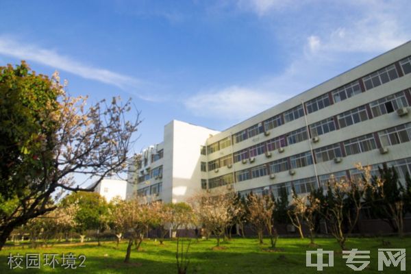 湖北工业大学工程技术学院成教院-校园环境2