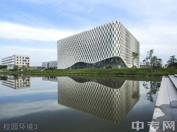 北京建筑大学继续教育学院-校园环境3