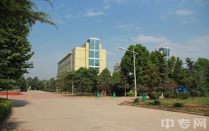 河南工业贸易职业学院-校园环境（4）