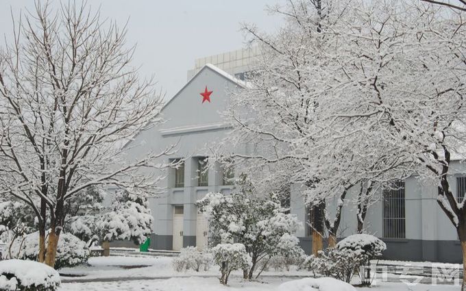 徐州生物工程职业技术学院-校园雪景