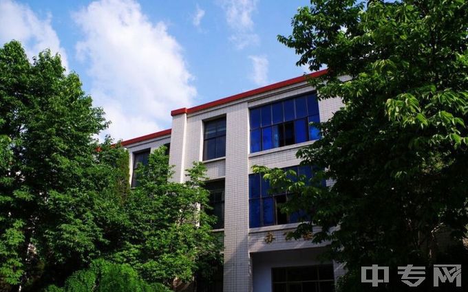 郑州工商学院-郑州工商学院--办公楼