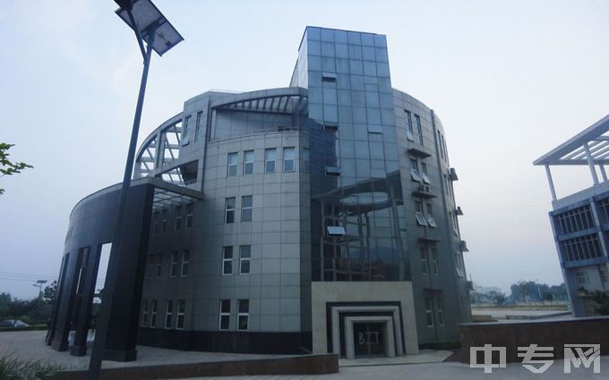 郑州城市职业学院-校园环境（1）