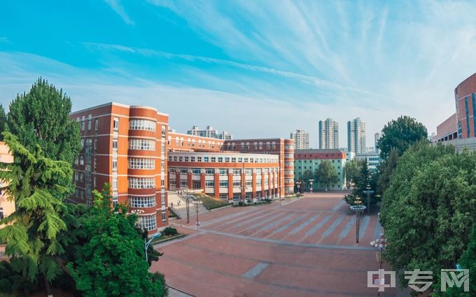 大连交通大学贝壳楼图片