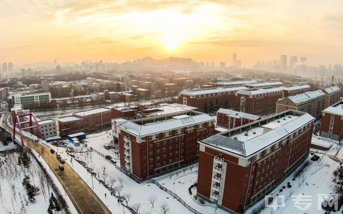 大连理工大学-大工雪景