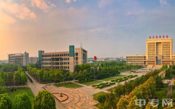 湖北城市建设职业技术学院-全景