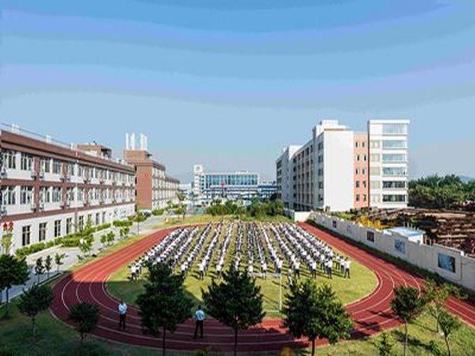 广州南华工贸技师学院-校园5_ok