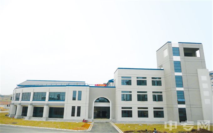 柳州城市职业学院-校园风光4