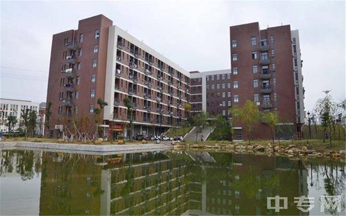 湖南有色金属职业技术学院-现代化的学生公寓大楼