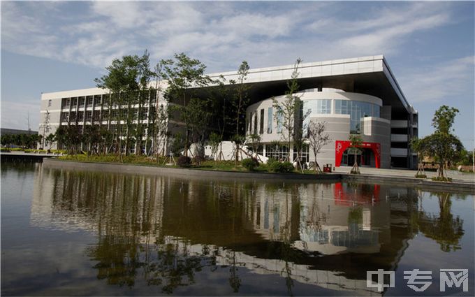 四川旅游学院-美食体验区之酒店实验实训教学中心