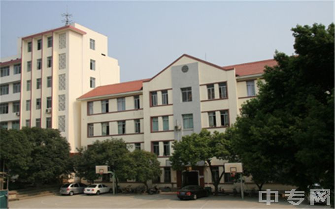 桂林医学院-乐群校区图书馆