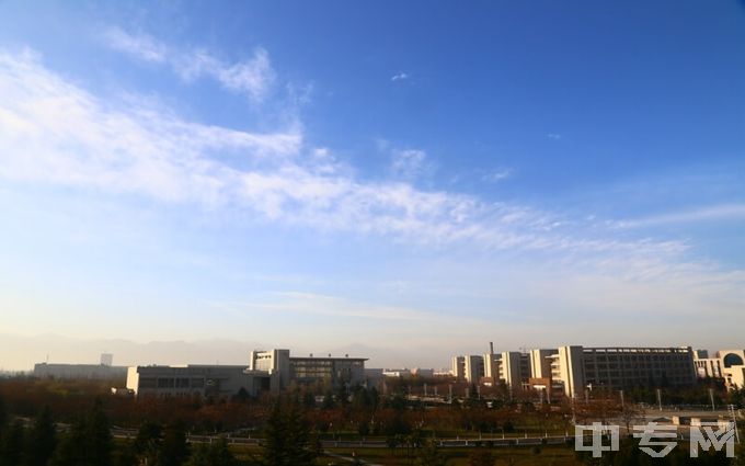 西安邮电大学-冬日