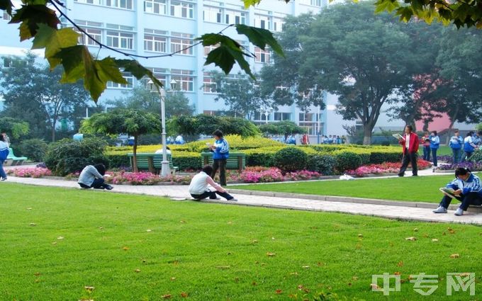 兰州石化职业技术大学-校园环境（1）