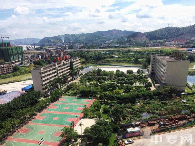 广西工商技师学院（广西经贸高级技工学校）-俯瞰新校区