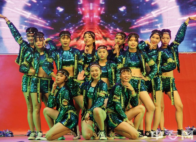 广西交通运输学校-舞蹈表演