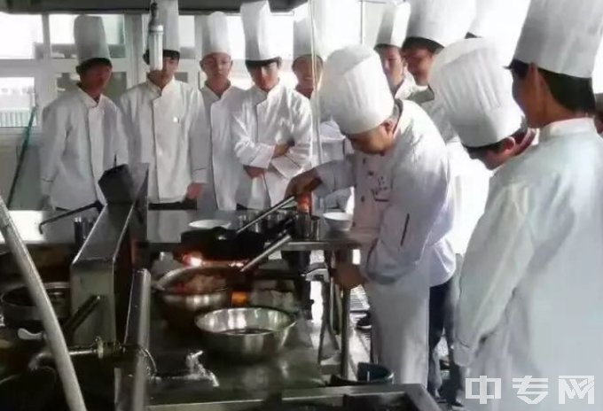 塔城地区和丰职业技术学校-烹饪实训室