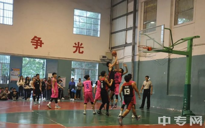 广西壮族自治区体育运动学校-篮球训练2