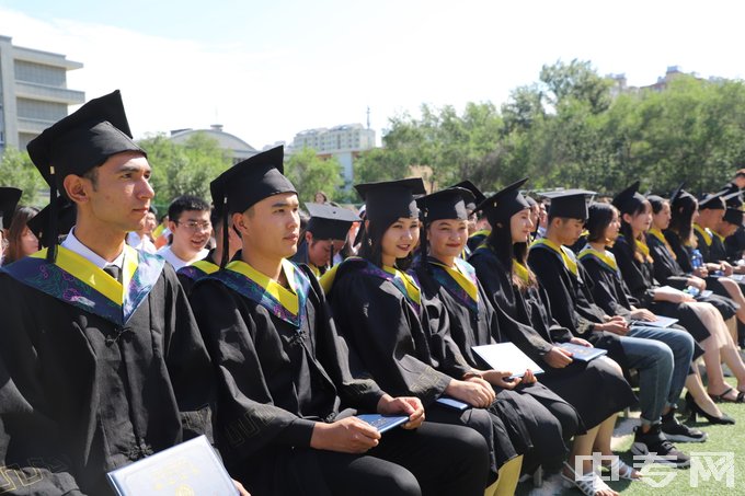 新疆建设职业技术学院（中专部）-毕业会