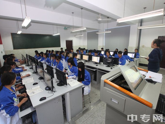 桂林技师学院（桂林高级技工学校）-电子商务实训室