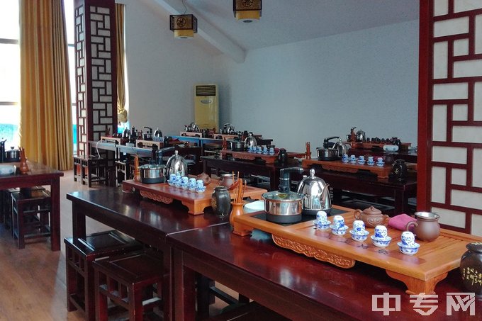 桂林技师学院（桂林高级技工学校）-茶艺实训室