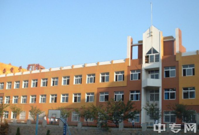 青岛电子学校-教学楼一侧