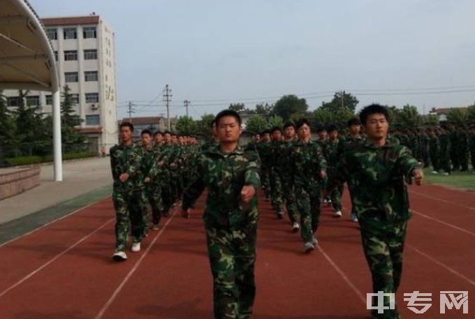 济南铁路学校-学生军训