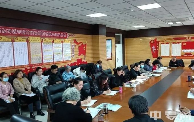 巴彦淖尔市蒙古族中学职高班-教师动员大会