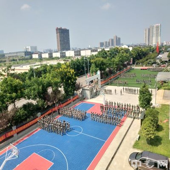 湘潭财经职业技术学校-运动场